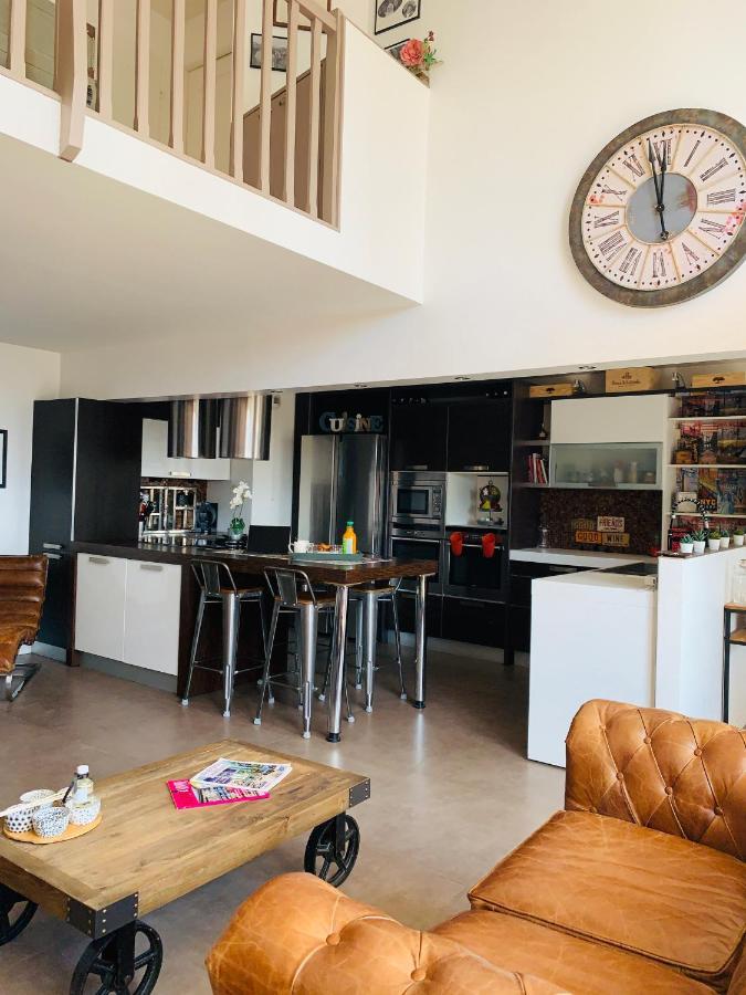 Bed And Breakfast Luxe La Defense U-Arena กูร์เบอวัวร์ ภายนอก รูปภาพ